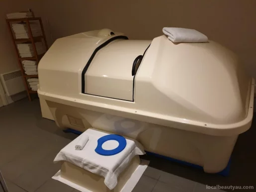The Float Room - Float + Infrared Sauna, Dry Salt (halo) Therapy + Normatec Recovery, Adelaide - Photo 3