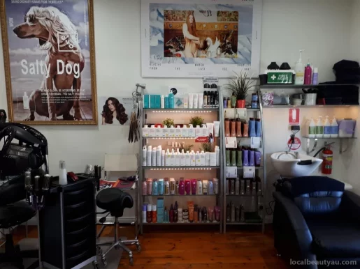 Gustinis Hairdresser, Adelaide - Photo 4