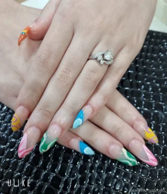 Creative colourful nails and lashes, Brisbane - Photo 2