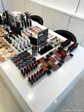 Issada Cosmetics Studio, Brisbane - Photo 3