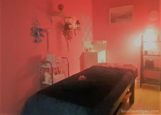 Clouds Massage and Waxing, Melbourne - Photo 2