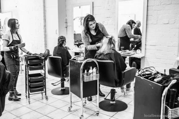 Evolve Hair Salon, Melbourne - Photo 2