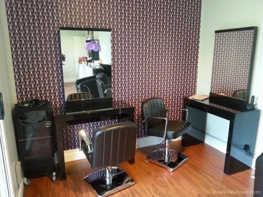 Laineys Hair Shed, Melbourne - Photo 2
