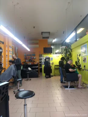 Lang Hairdressing, Melbourne - Photo 2