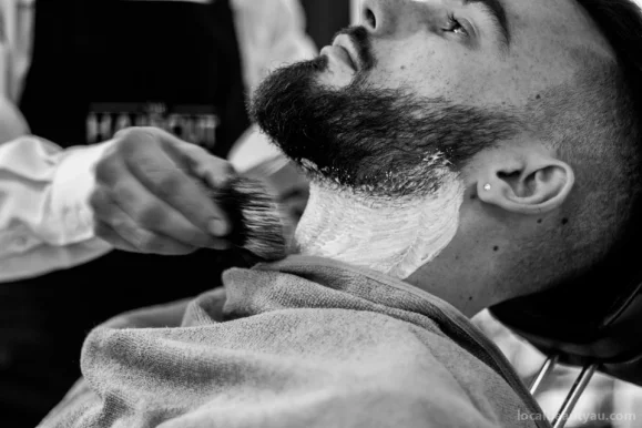 Stags Barbershop, Melbourne - Photo 4